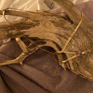 Necklace and bracelet gold tone